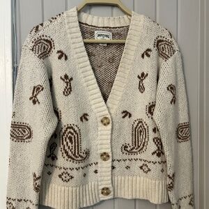 American Eagle sweater